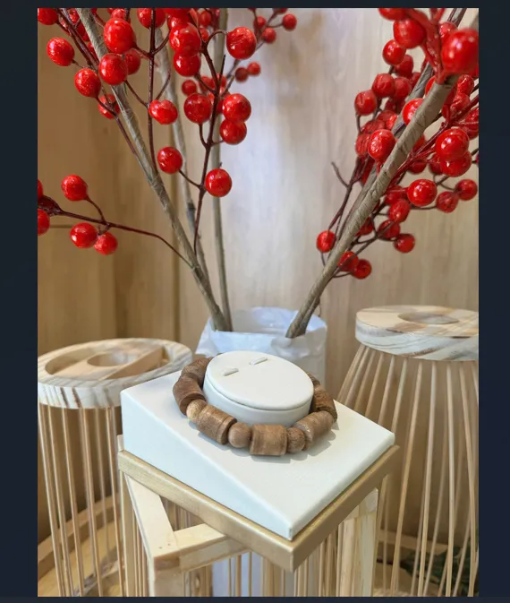 Vietnamese Natural Agarwood Bracelet – Prosperity “Bamboo Joint” Design